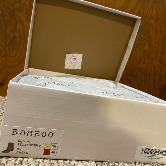 New Women’s Booties - Picture 9 of 10